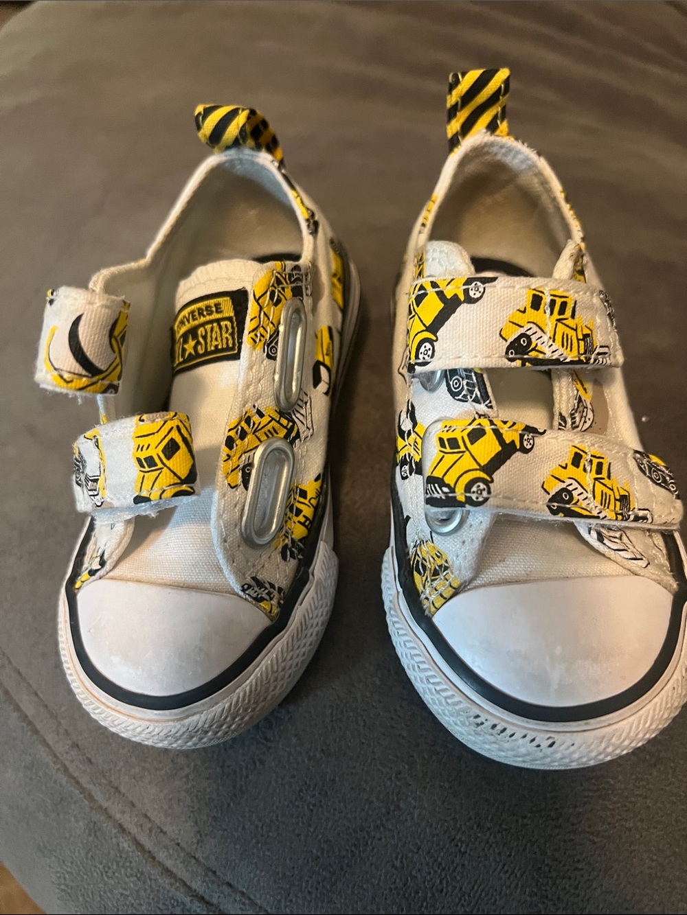 Converse Kids White Canvas Sneakers with Yellow Construction Print